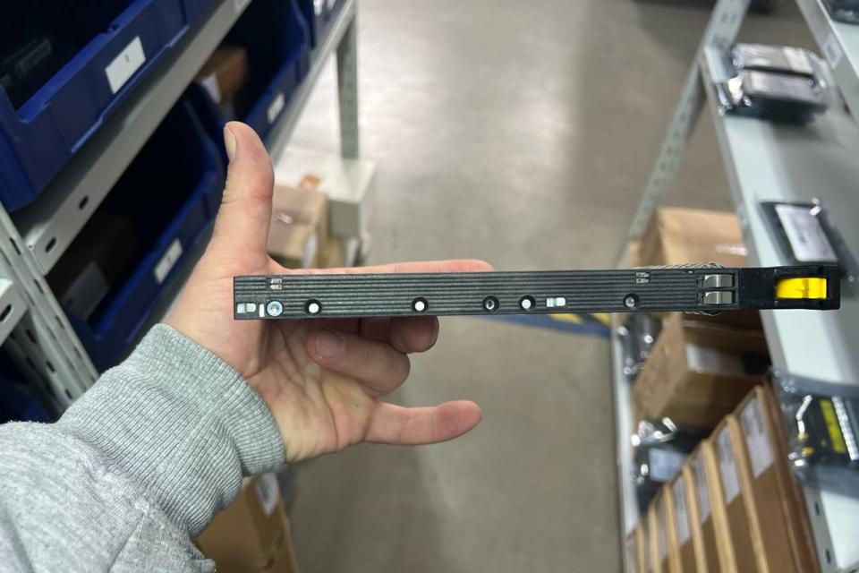HPE K2P88A, Носитель информации