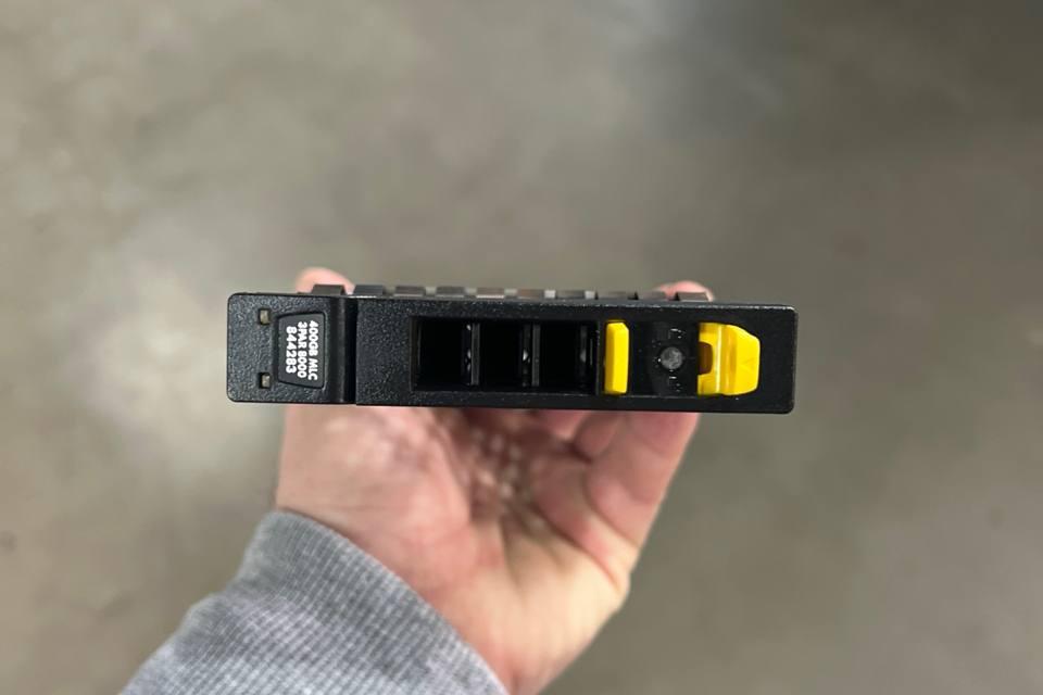 HPE 844283-001, Носитель информации
