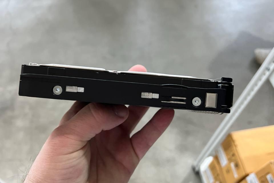 HPE 846611-001, Носитель информации