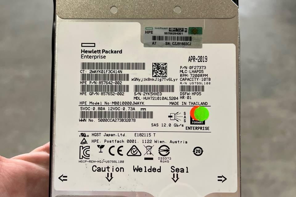 HPE 857966-001, Носитель информации