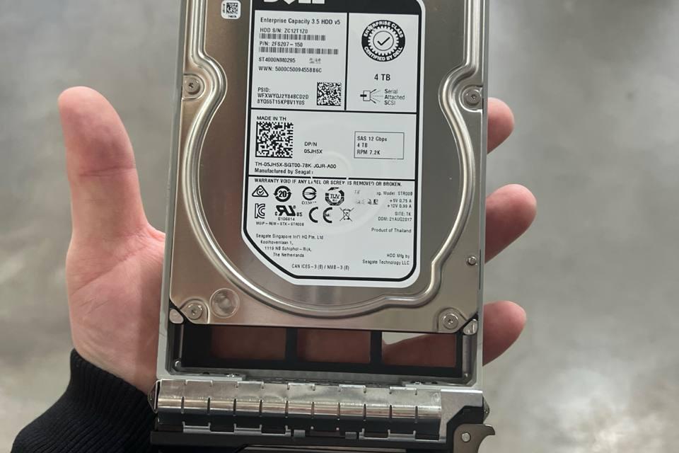 DELL 5JH5X, Носитель информации