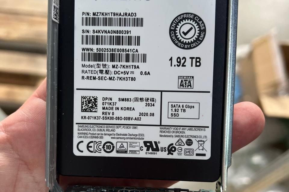 DELL 71K37, Носитель информации