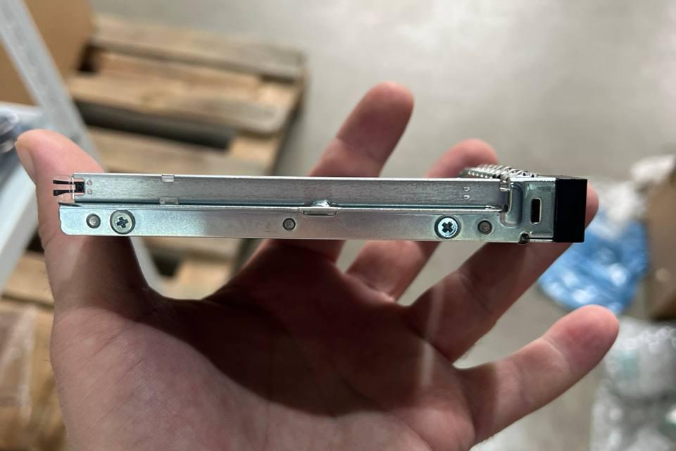 DELL 71K37, Носитель информации