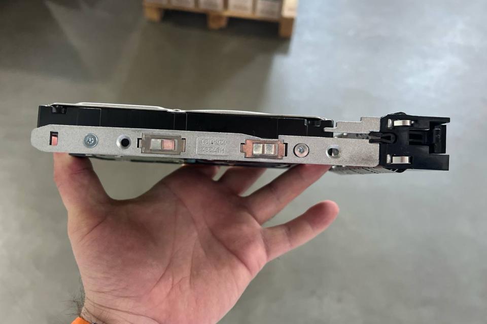 IBM 46W0979, Носитель информации