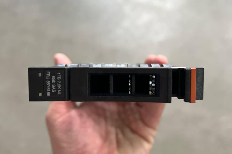 IBM 85Y6186, Носитель информации