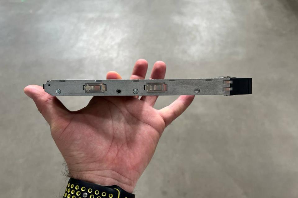 IBM 00Y2427, Носитель информации
