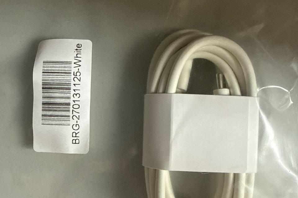 Yandex BRG-270131125-White, Аксессуар